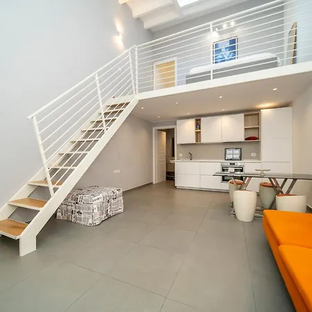 Moderno E - Vicino Stazione * Turyn